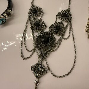 Set of jewelry (necklace & 2 bracelets)